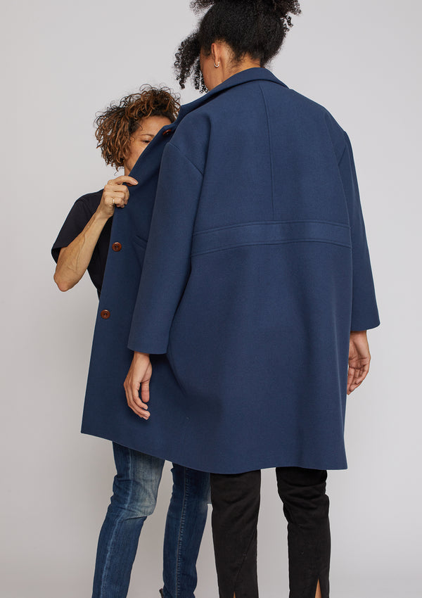 MAN COAT