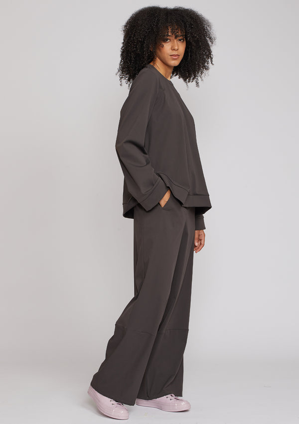 LONG SLEEVED SWEATER TEE